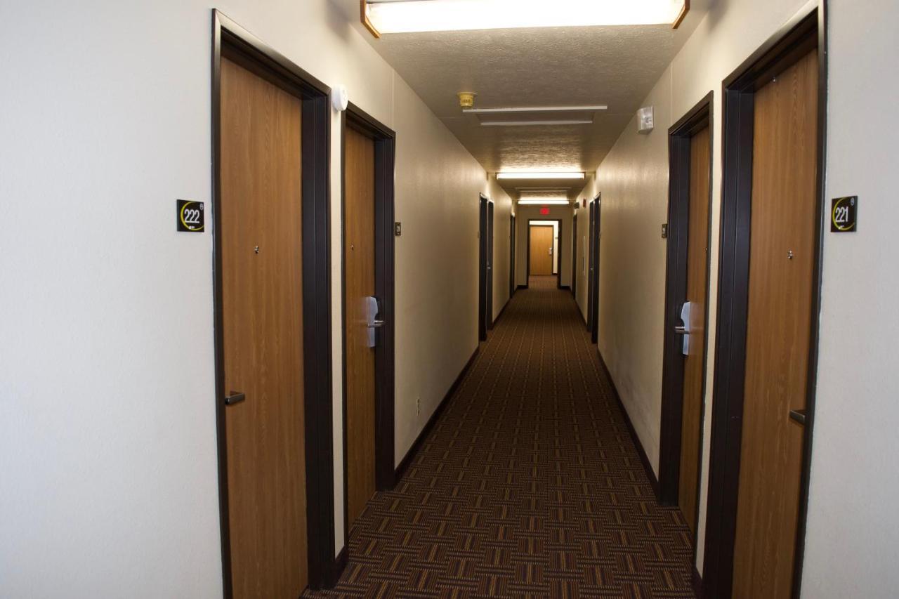 Hotel Amerivu And Wi 3*
