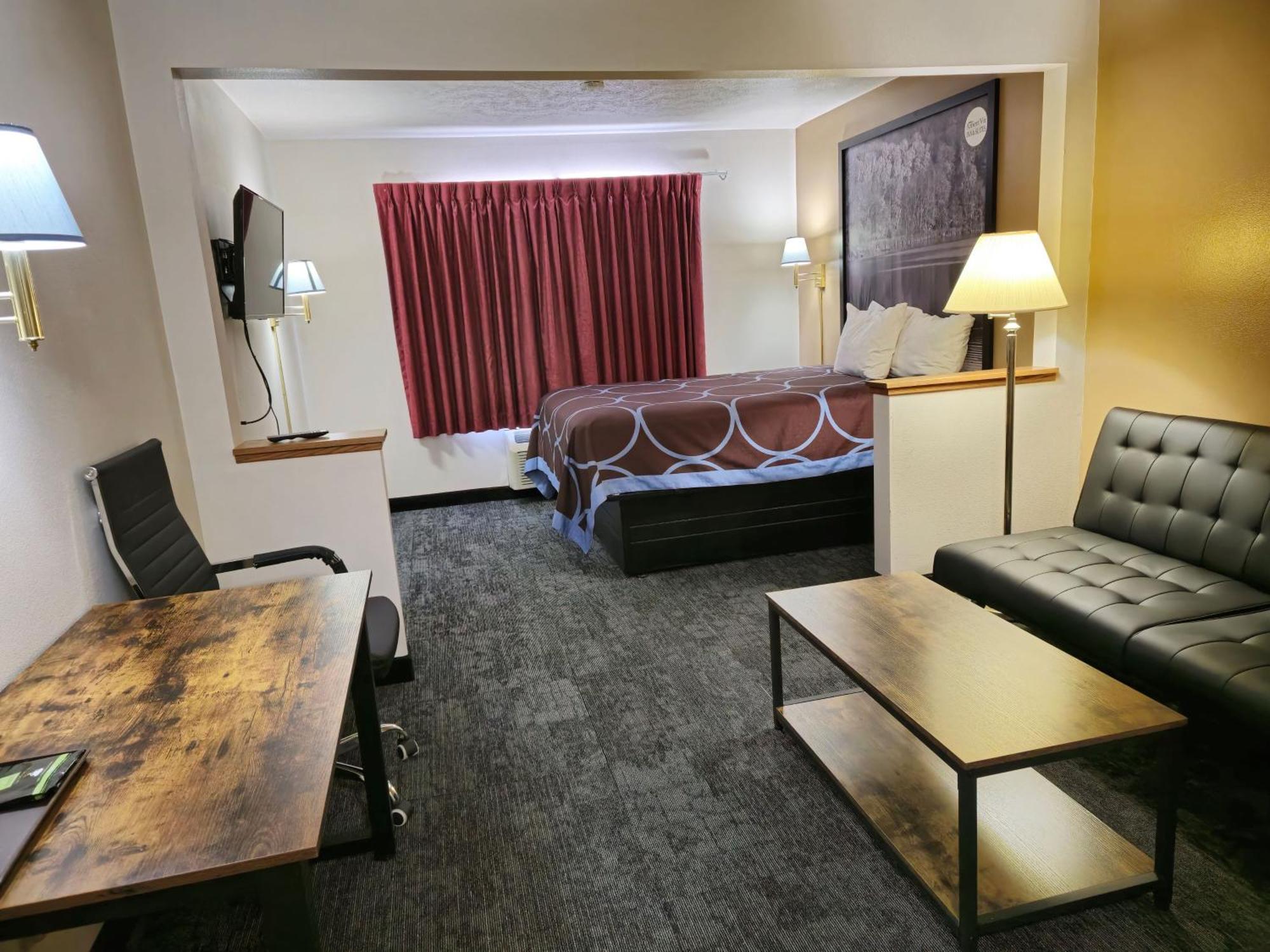 Hotel Amerivu And Wi 3*